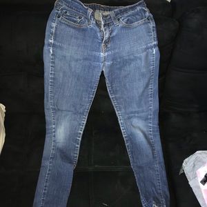 Levi dark washed skinny jeans
